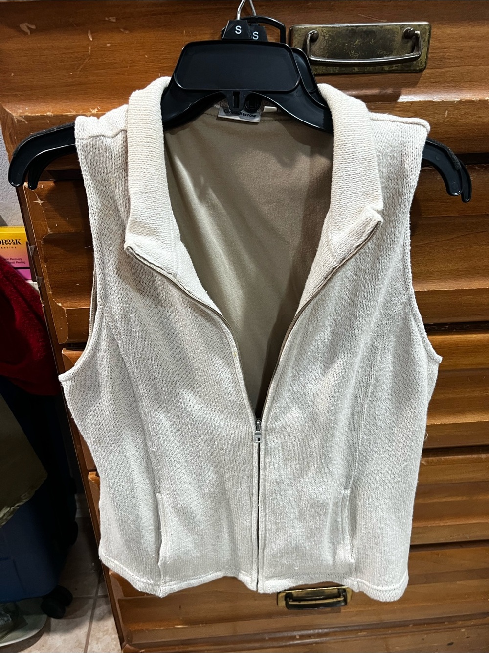 croft & barrow Cream Sleeveless Zip-Front Knit Vest